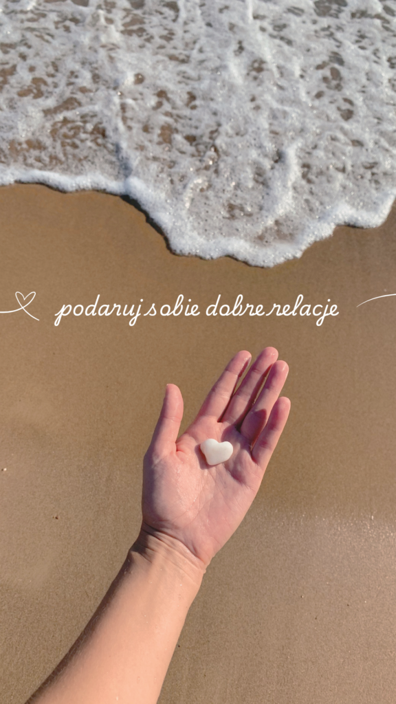 serce jako wyraz troski o siebie, dobrej relacji z samym sobą